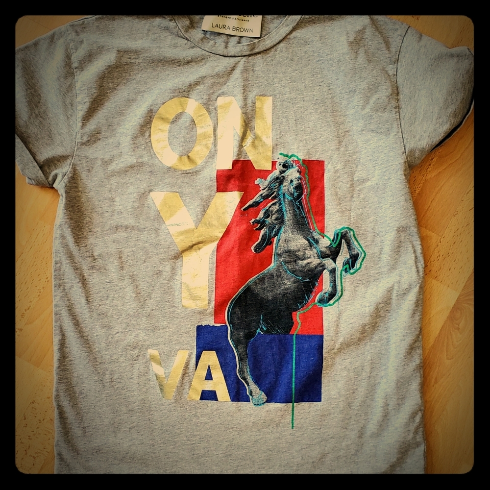 Etre Cecile Brand Horse Theme T-shirt